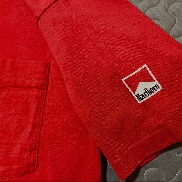 VNTG Marlboro pocket t-shirt - Picture 3 of 3